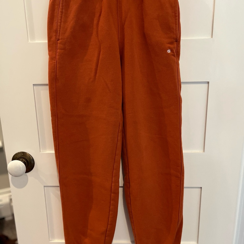 Women’s Matching Set Champion Sweatsuit - Picture 4 of 8